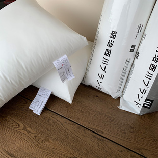 特价 枕头枕芯单边枕高低枕五星级酒店羽丝绒羽绒 日本明治西川
