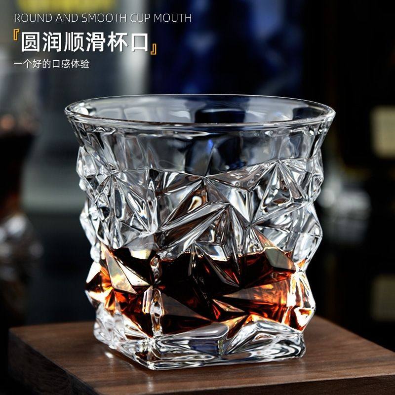 轻奢浮雕威士忌酒杯古典复古酒吧伏特加酒杯欧式高档玻璃洋酒杯