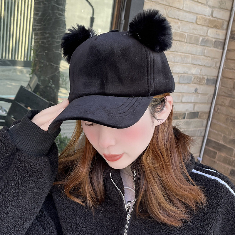 时尚韩版丝光绒棒球帽女 冬天大毛球鸭舌帽 可爱女生帽子厂家