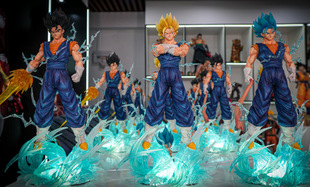 七龙珠  HB贝吉特赛亚人 贝吉特   带光环 三头雕 盒装模型