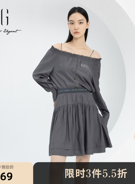 XG雪歌银灰色两件套时尚套装时尚春季新款一字领设计长袖套装女装