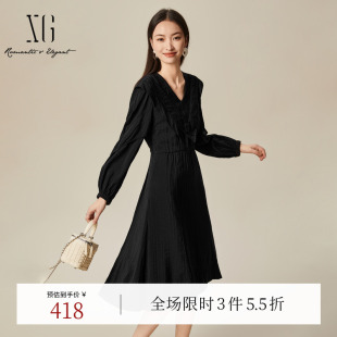 连衣裙时尚 A字裙女装 春季 黑色V领中长款 新款 XG雪歌荷叶边设计长袖