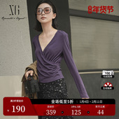 XG雪歌褶皱收腰设计深紫色T恤2025秋季 上衣女装 新款 不对称V领长袖