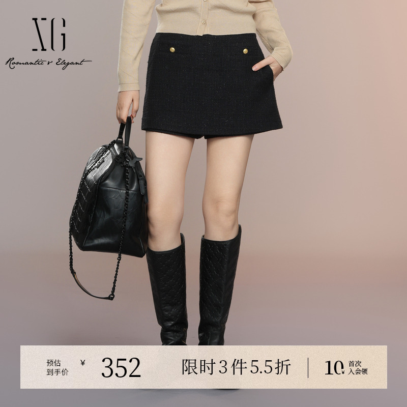 XG雪歌黑色小香风设计半身裙2025秋季新款纽扣装饰通勤A字短裙女