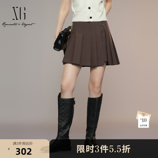 XG雪歌深咖色通勤短款半身裙2025秋季新款不规则下摆百褶短裙女装
