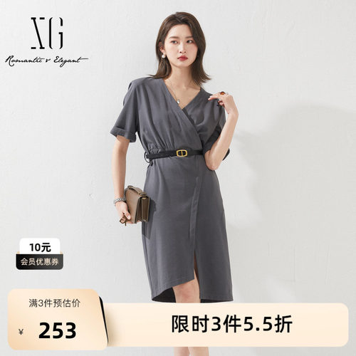 XG雪歌灰色棉感轻熟风短袖连衣裙时尚夏季新款收腰修身气质中裙女