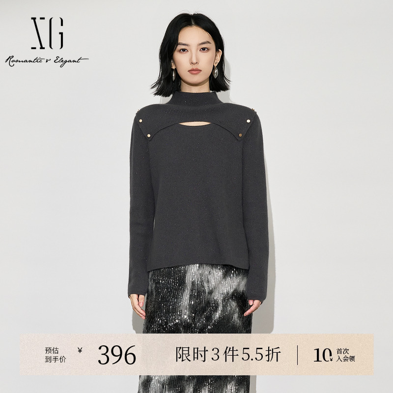XG雪歌镂空设计长袖毛针织衫2025冬季新款深灰色绵羊毛套头毛衫女