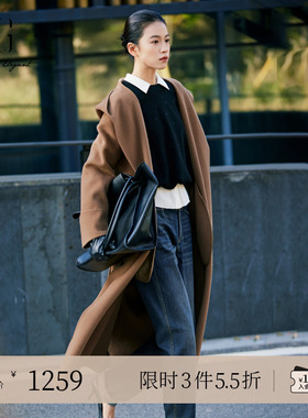 XG雪歌连帽设计咖色毛呢外套2025冬季新款通勤长款绵羊毛大衣女装