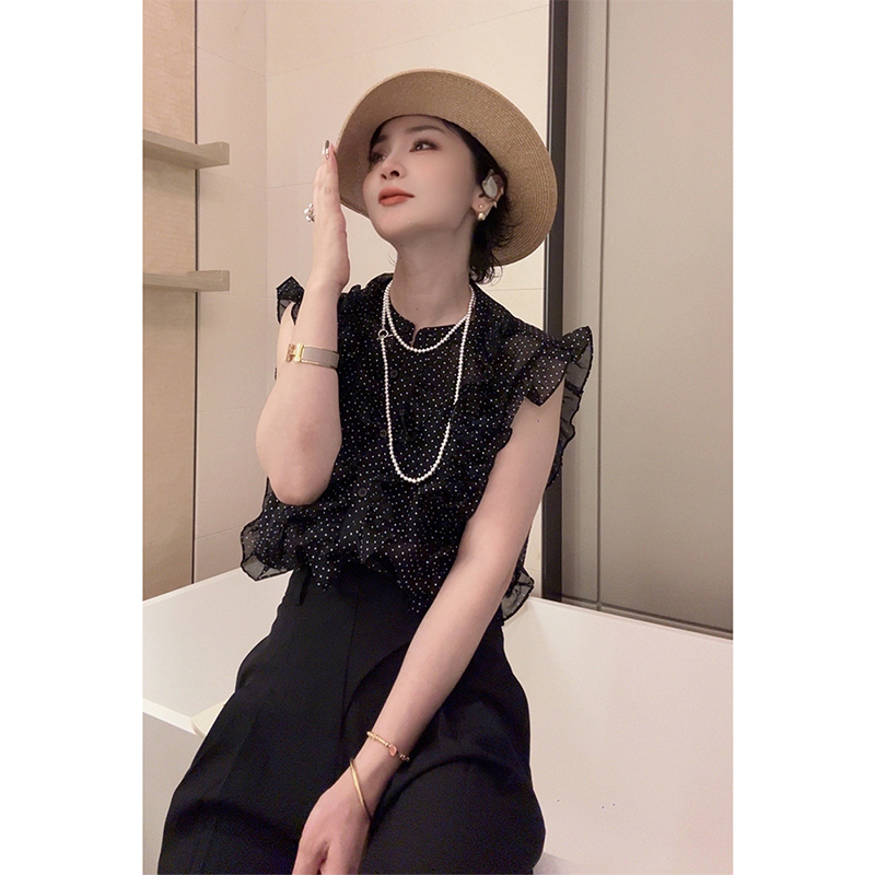 2025初夏洋气独特别致漂亮上衣高端欧货小飞袖黑色波点雪纺衬衫女