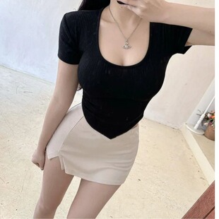 心机设计感短款显胸大上衣女夏季气质女人味U领露背系带短袖T恤潮