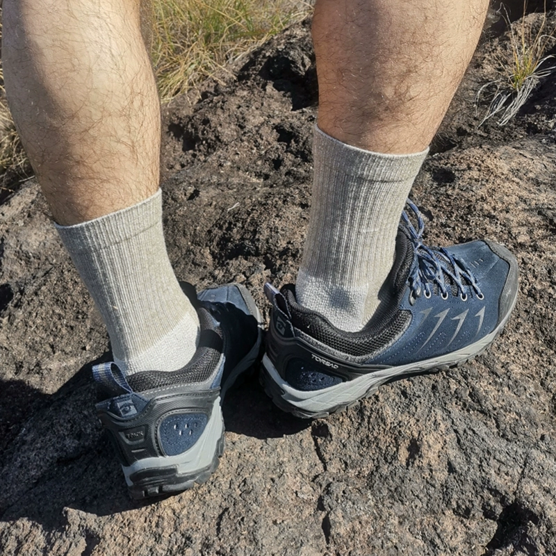 户外徒步跑步袜春夏防臭抗菌