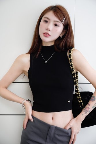 LLDC原厂直销  网红高弹短款背心吊带修身原创设计百搭针织纯欲女