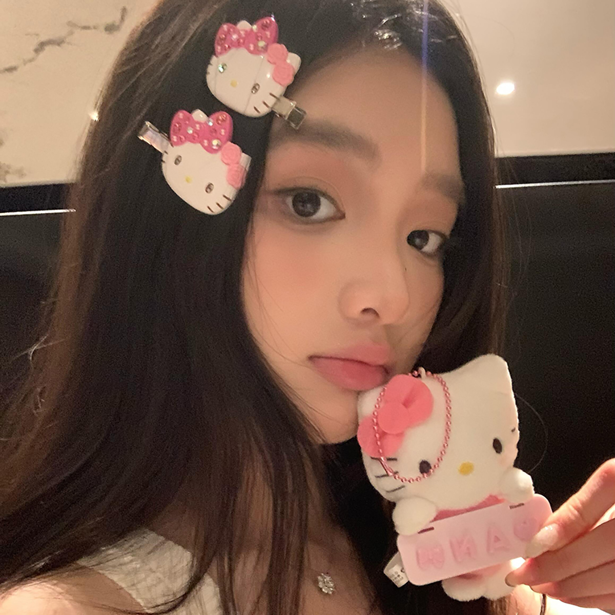卡通可爱HelloKitty发夹少女心镶钻粉红KT猫咪刘海夹无痕侧边夹子