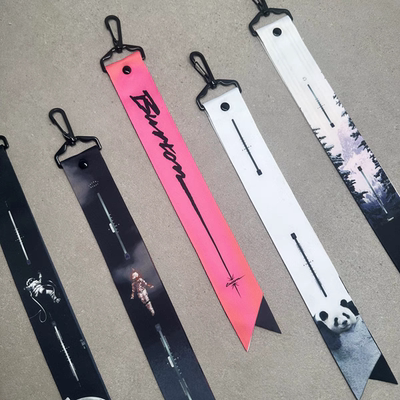 雪板单板同款滑雪飘带背包包头盔滑雪服雪裤挂件礼物周边配饰