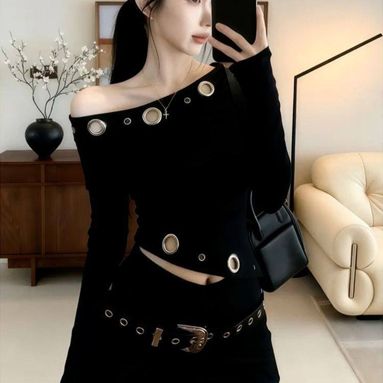 韩系独特别致绝美上衣轻奢高级感超好看黑色斜肩德绒长袖T恤女冬,女装/女士精品,T恤,淘宝优惠券,粉丝福利购,淘宝优惠卷