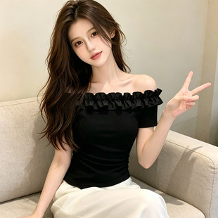 2026新款黑色露肩短袖t恤女装夏季爆款设计感木耳边一字肩上衣服