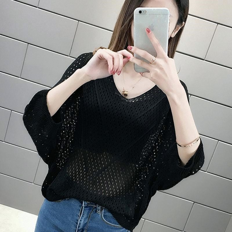 薄款v领蝙蝠袖t恤女罩衫宽松大码短款上衣2025夏季镂空针织衫女装