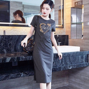含棉2026夏季新款过膝修身连衣裙女气质显瘦休闲大码T恤长裙