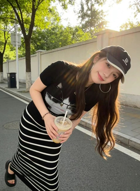 夏季新款时尚潮流设计感猫咪印花条纹修身显瘦高腰漂亮女装上衣