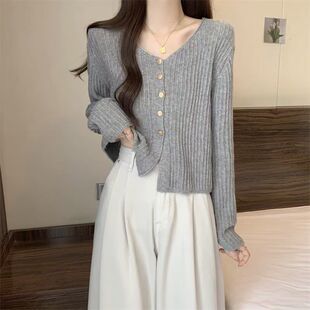 大码女装2026春季新款短款V领针织开衫外套胖mm显瘦遮肚长袖上衣