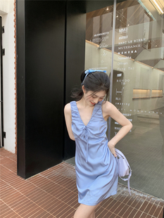 甜美气质连衣裙 LXLILIUM 缎面蓝色大V领吊带裙女夏季 2023新款 法式