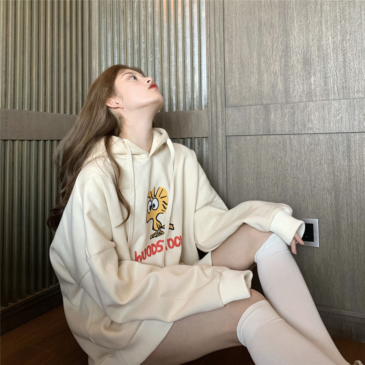 lxlilium米色过冬厚款连帽卫衣