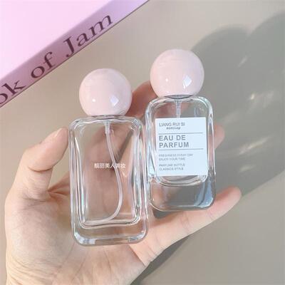 高档香水分装瓶便携式50ml大容量替换空瓶30毫升榉木盖玻璃喷雾瓶