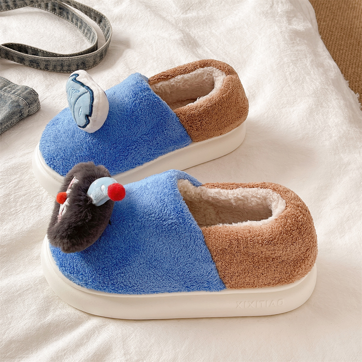 可爱企鹅小鱼棉拖鞋女冬季保暖加绒室内居家厚底防滑包跟月子棉鞋