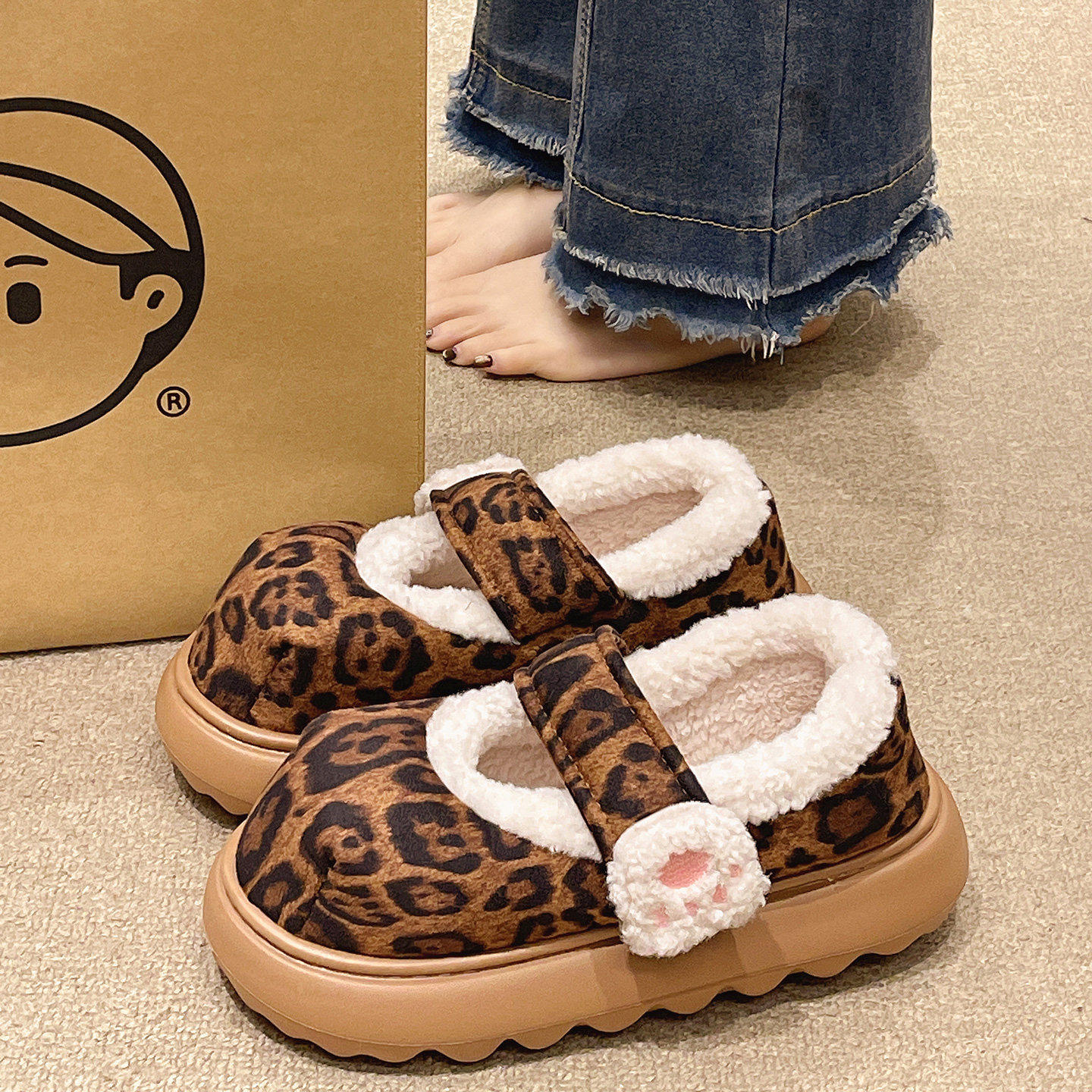 可爱猫爪豹纹棉拖鞋女款冬季外穿魔术贴防滑保暖毛绒包跟居家棉鞋
