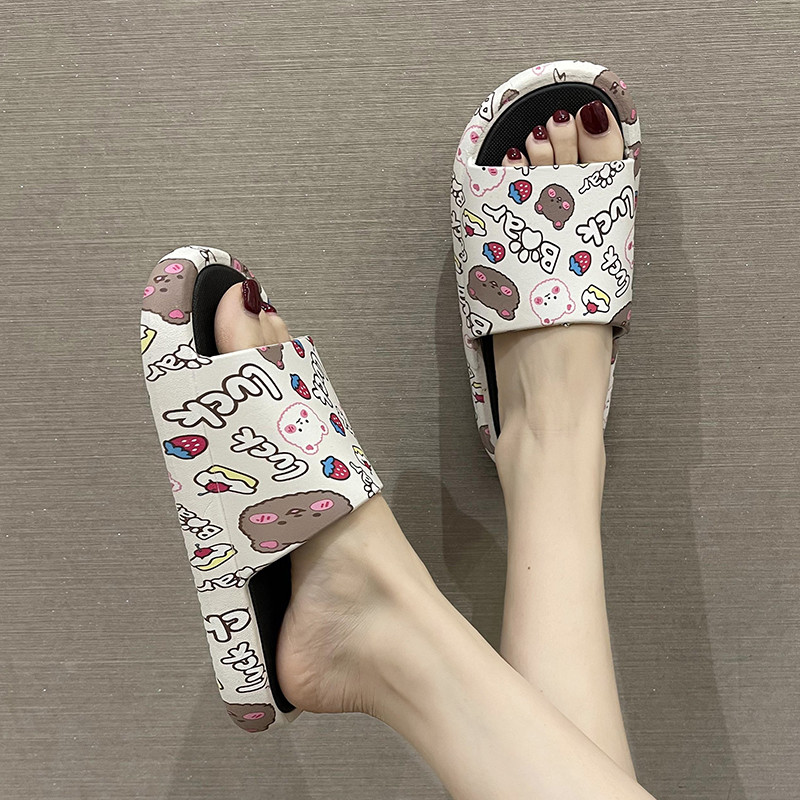 新款可爱卡通小熊厚底防滑凉拖鞋