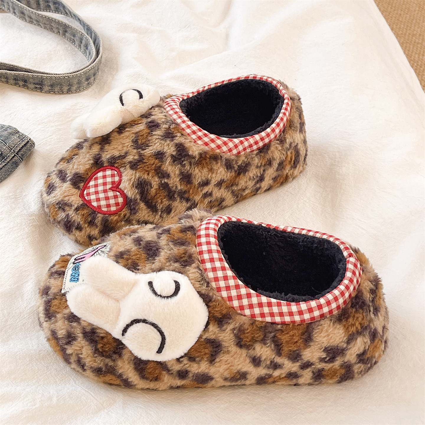 可爱兔子豹纹棉拖鞋女冬季室内居家防滑软底保暖毛绒包跟月子棉鞋