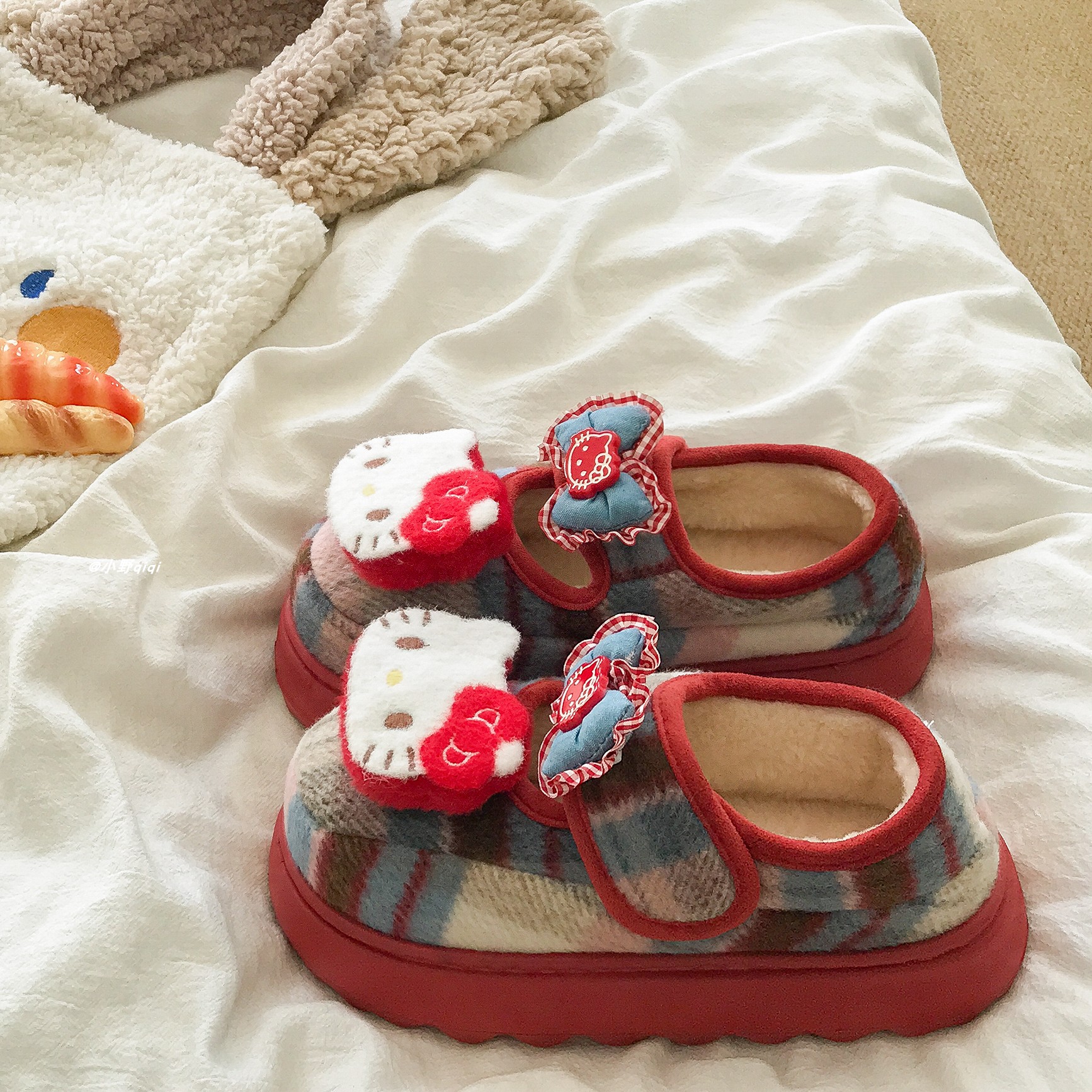可爱蝴蝶结猫咪棉拖鞋女冬季加绒保暖包跟厚底防滑时尚魔术贴棉鞋