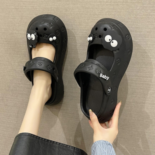 高级感印花玛丽珍洞洞鞋女夏季可爱厚底防滑外穿踩屎感包头凉拖鞋