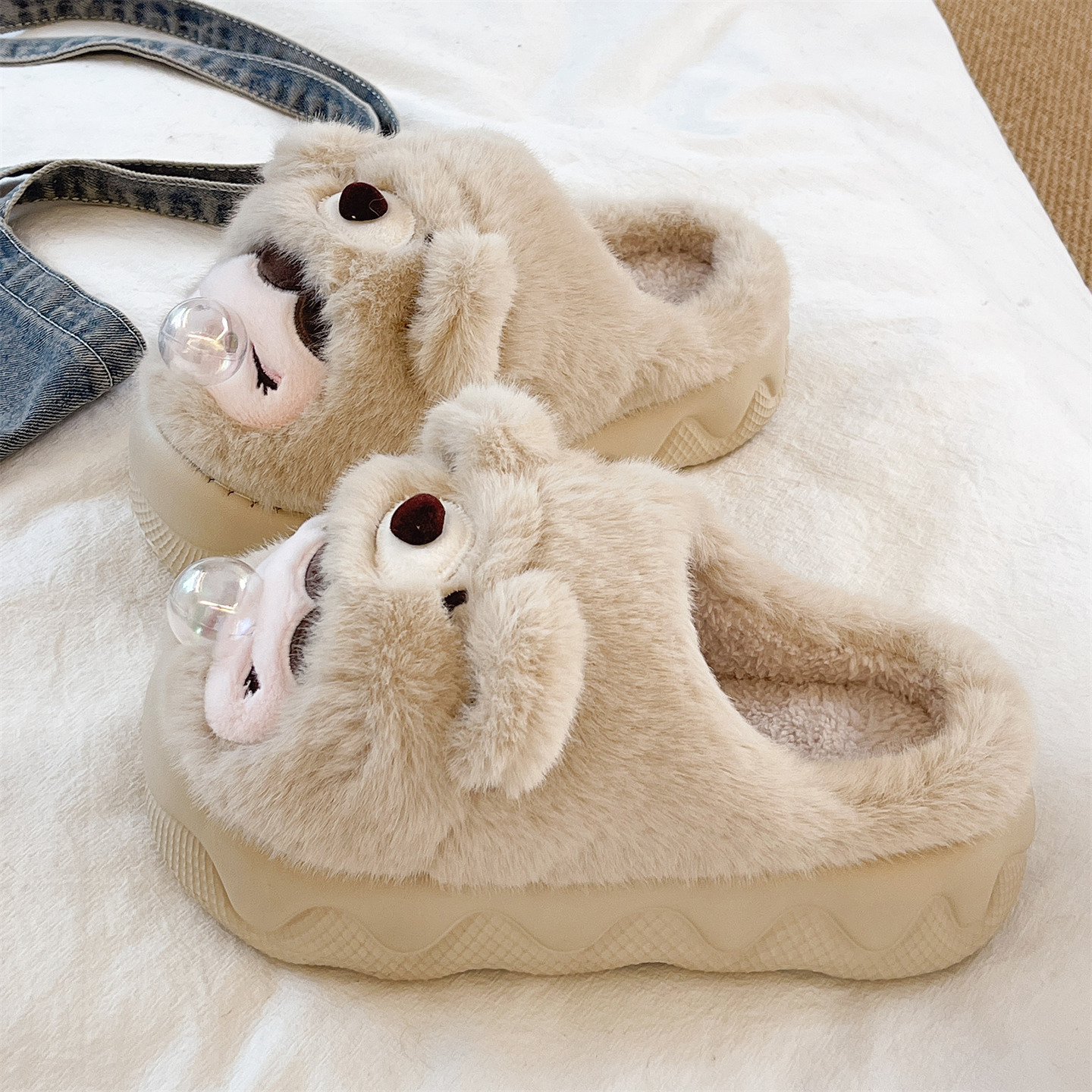 可爱吹泡泡熊毛毛拖鞋女冬季厚底防滑室内居家保暖加绒包头棉拖鞋