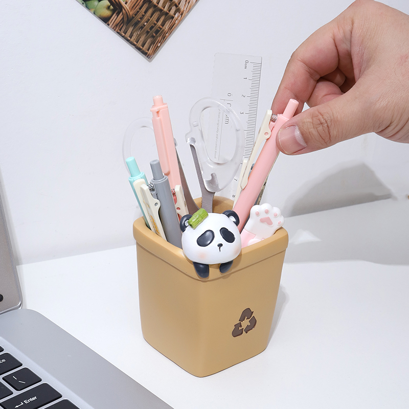 创意桌面动物熊猫小兔多功能可爱卡通学生文具摆件收纳盒办公笔筒