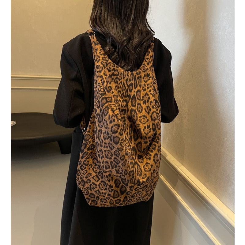 豹纹双肩包女2025新款松弛感帆布包大容量上班通勤包多用托特包潮