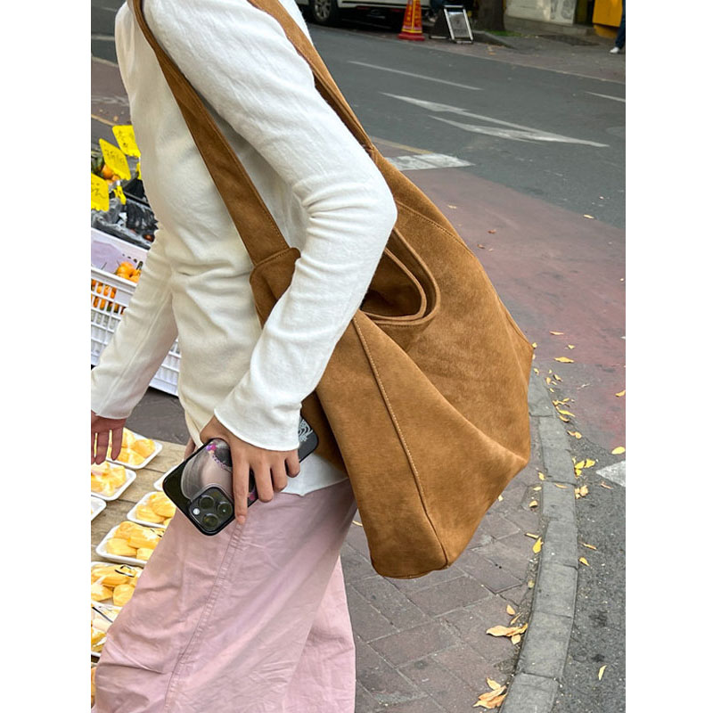 快看网红都在找的包包哦