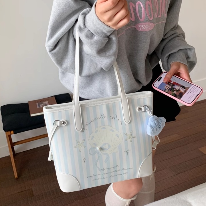 2025独特超好看包包女大容量甜美日系菜篮子包日常通勤百搭托特包