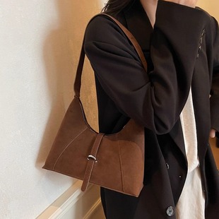 2025新款 秋冬美拉德包包女式 轻奢小众高级感斜挎通勤白复古腋下包