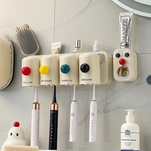 卫生间牙刷架免打孔刷牙杯子收纳