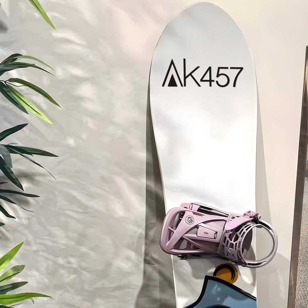 AK457滑雪板个性创意汽
