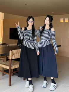 2026春秋新款时尚套装裙女不规则漏肩条纹长袖上衣+连衣裙两件套