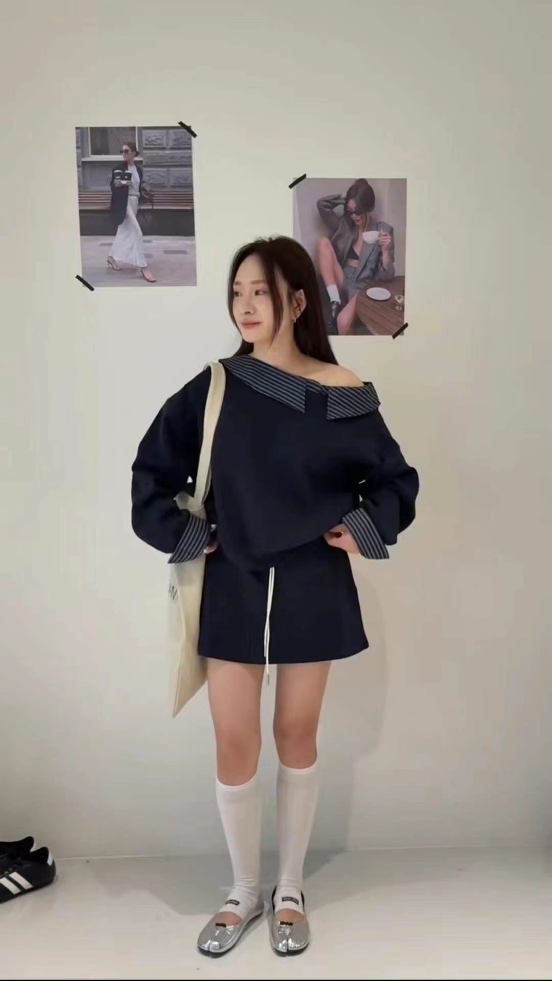 2025春秋新款时尚炸街套装女条纹拼接漏肩卫衣+半身短裙两件套女