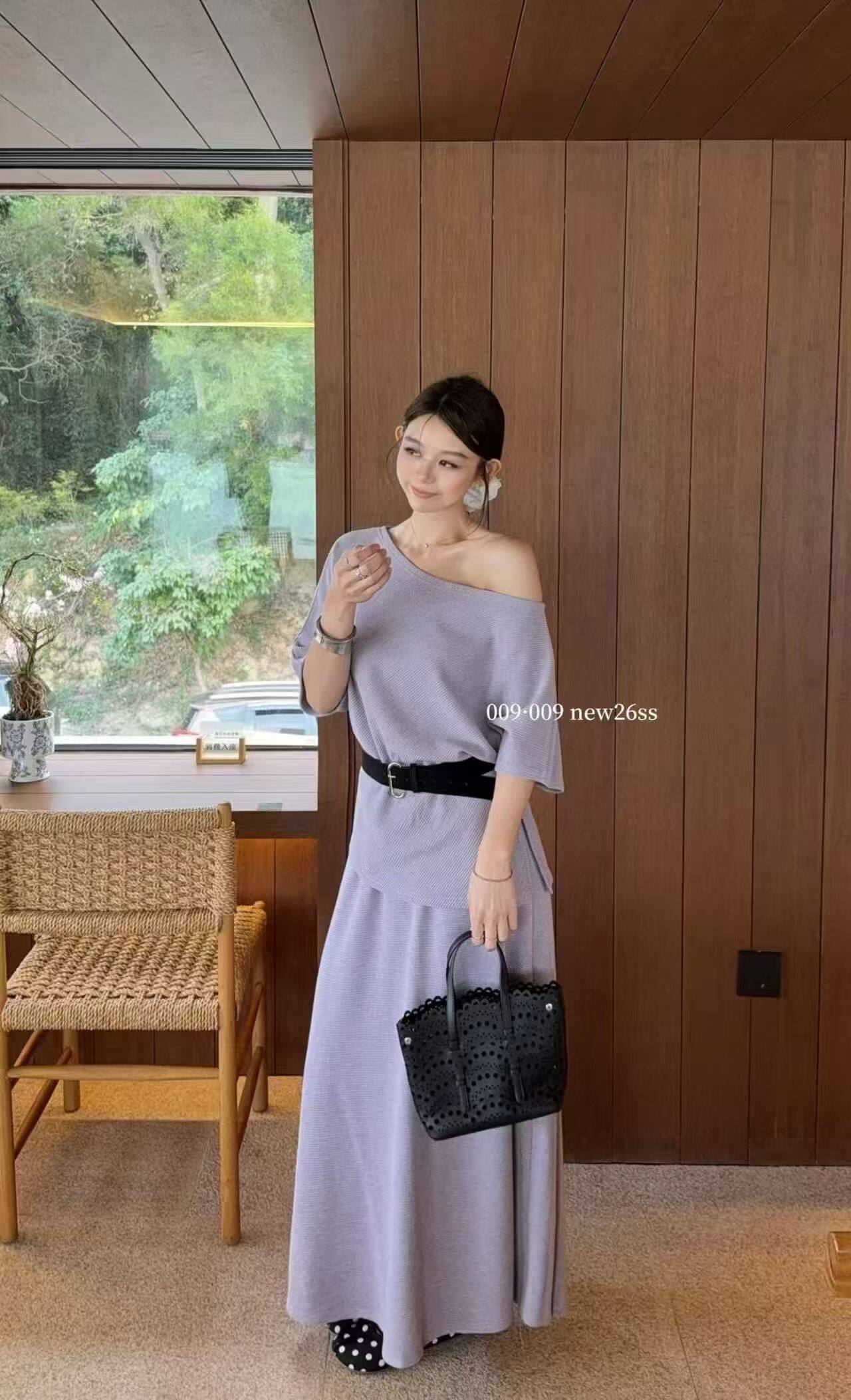 2026夏季新款时尚套装女配腰带不规则露肩短袖上衣+半身裙三件套