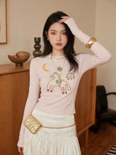 新款 打底衫 女装 T恤女圆领简约风格 长袖 2026春季