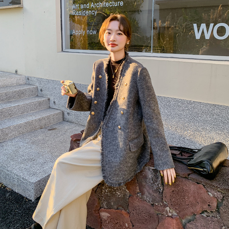 小香风灰色毛边毛呢外套女秋冬超火好看高级小众显瘦加厚呢子大衣,女装短外套,2C007