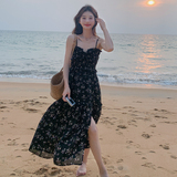 法式性感纯欲黑色连衣裙女2025超火夏季新款度假风漂亮碎花吊带裙，女装连衣裙，2C007