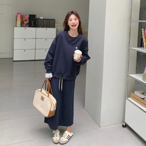 韩系氛围感穿搭卫衣套装女2025秋季新款上衣休闲显瘦半身裙两件套图片