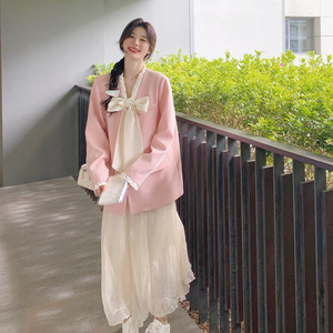 甜美知性粉色蝴蝶结西装上衣女春秋2025新款绝美超好看半身裙图片