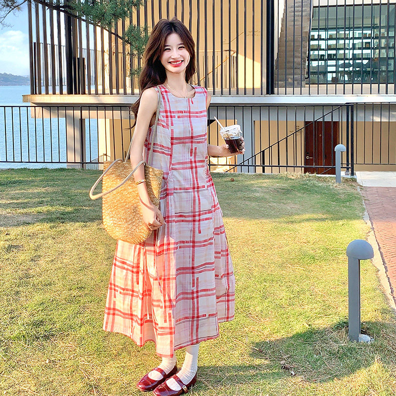 夏日小清新格纹法式连衣裙2025新款今年流行爆款气质绝美背心裙子,女装连衣裙,2C007